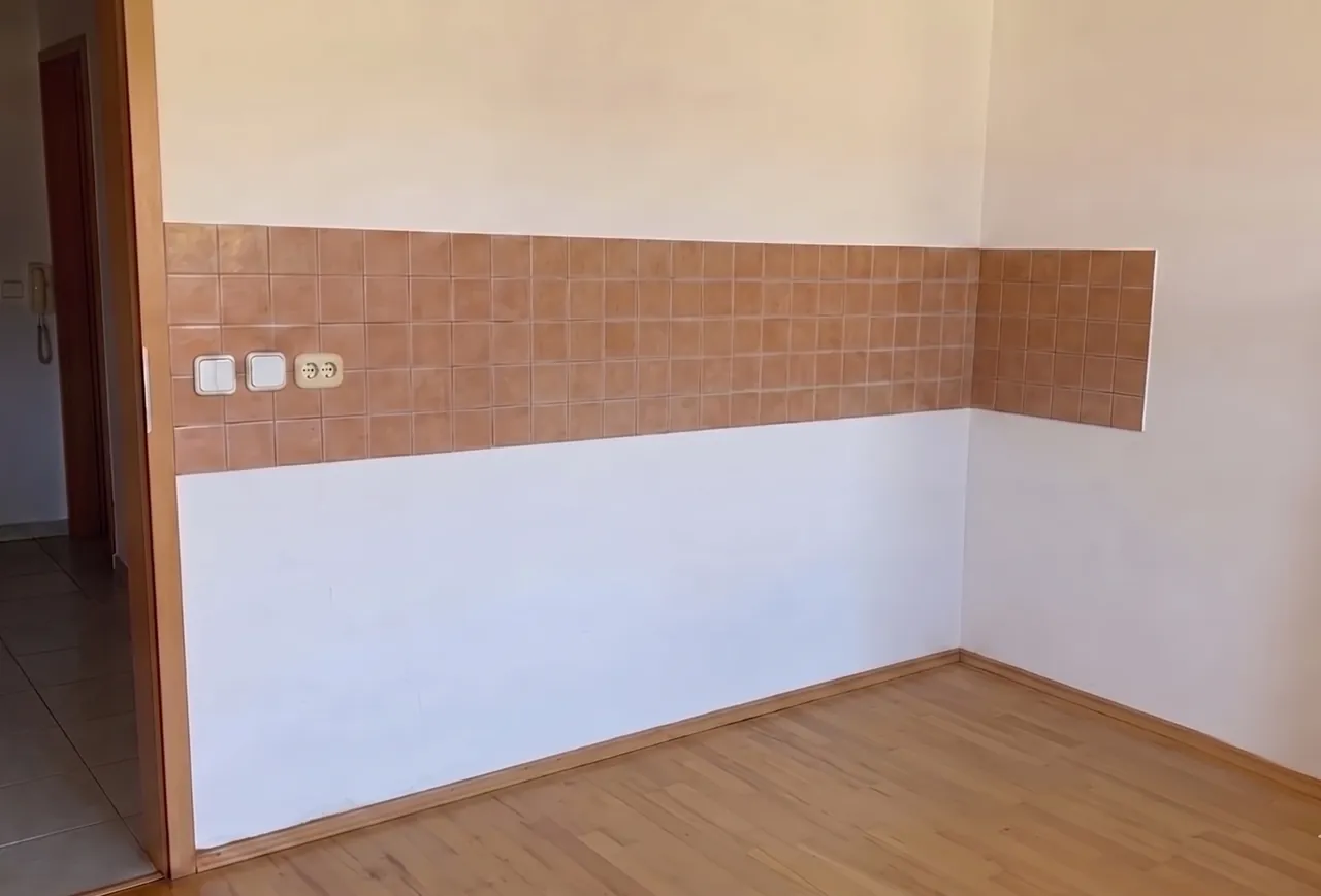 Stejný prostor po kompletním vyklizení